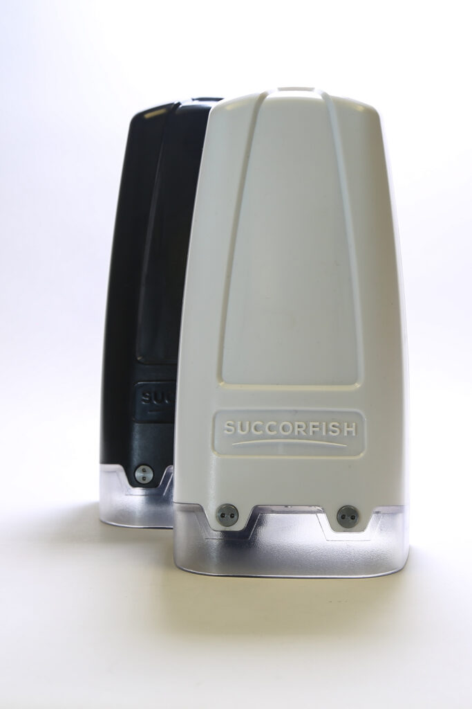 Sc2 gen 3 Iridium Staellite and GSM LTE-M cellular tracking device in black version and white version 2025