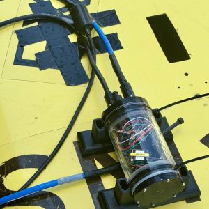 Delphis-acoustic-modem-mounted-on-long-range-auv-SMaRC-LoLo